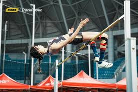 他已经在多 他已经在多